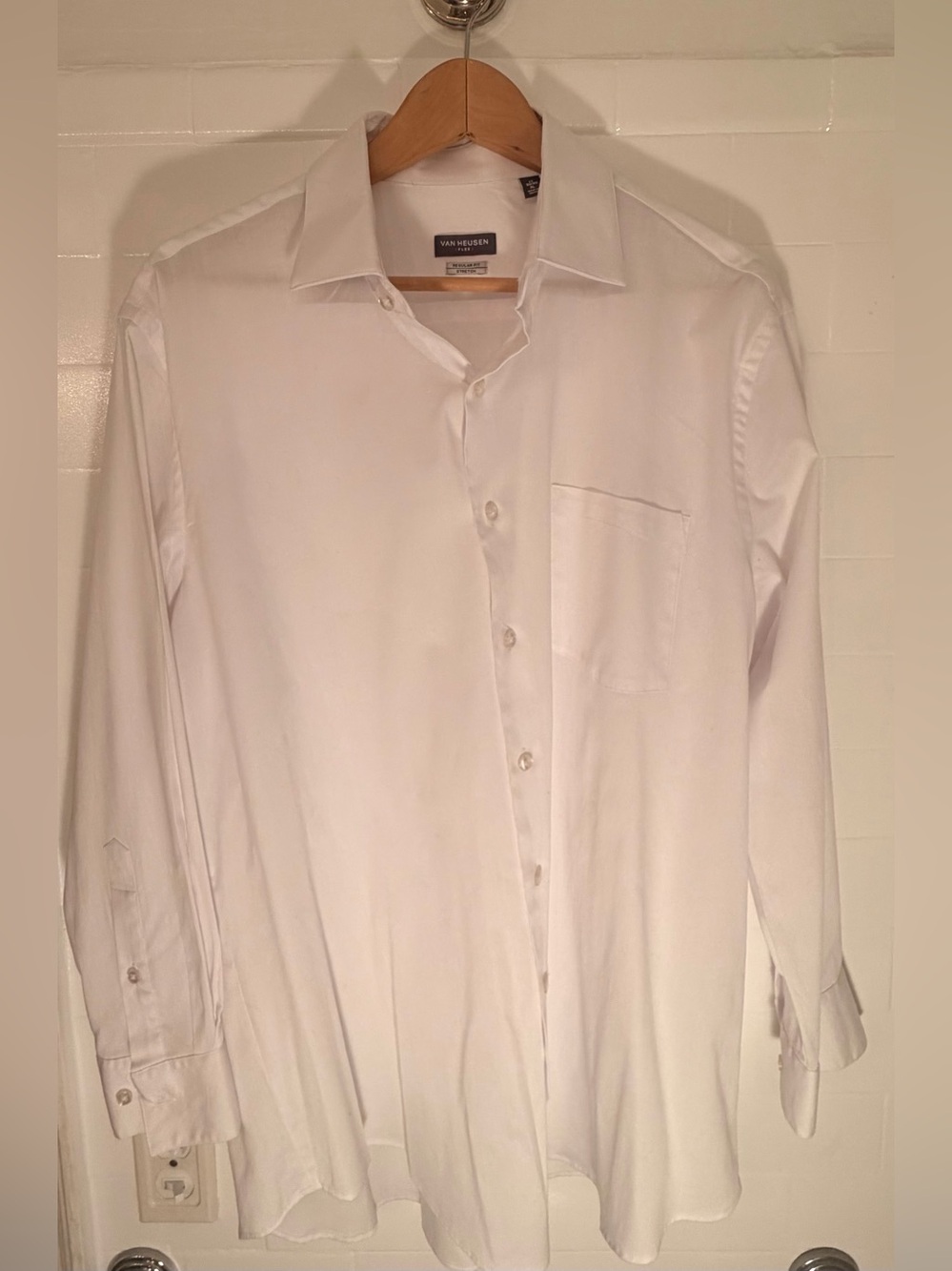 Van Heusen Flex White Dress Shirt Men’s 17 32/33 Regular Fit Stretch